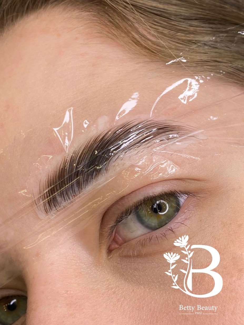 Brow lamination by Betty Beauty PMU